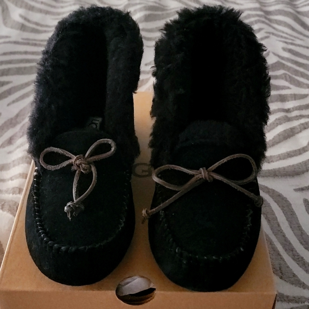 Ugg slippers